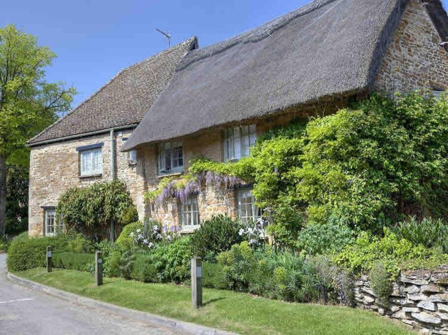 Cosy Retreat In The Heart Of The Cotswolds. Lejlighed Chipping Norton Eksteriør billede